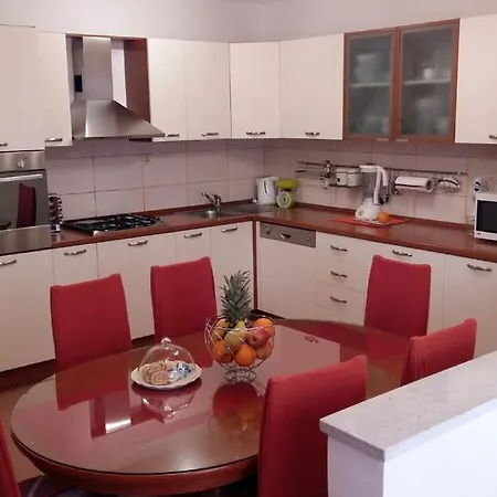Apartment Pina Split